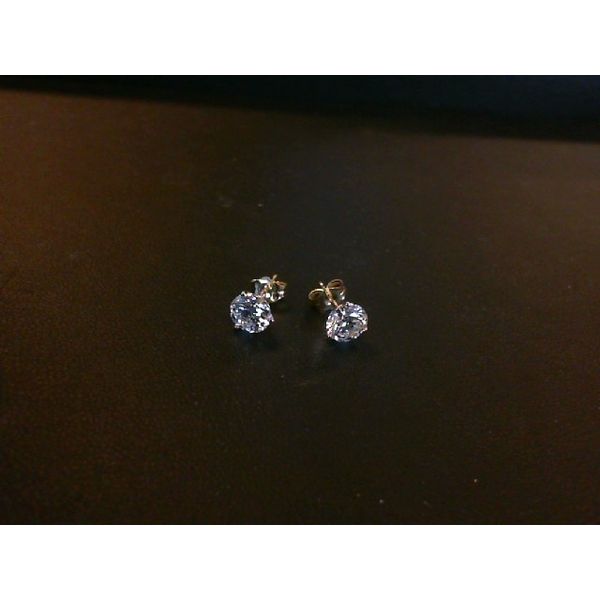 Lab Grown Diamond Stud Earrings Wesche Jewelers Melbourne, FL