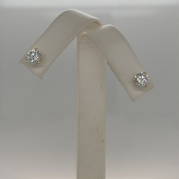 Lab Grown Diamond Stud Earrings Wesche Jewelers Melbourne, FL