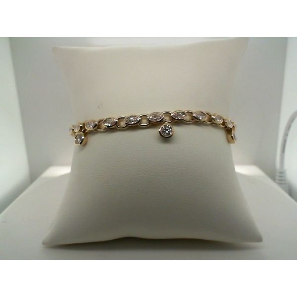Lab Grown Diamond Bracelet Wesche Jewelers Melbourne, FL