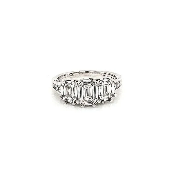 001-100-00563 Wiley's Diamonds & Fine Jewelry Waxahachie, TX