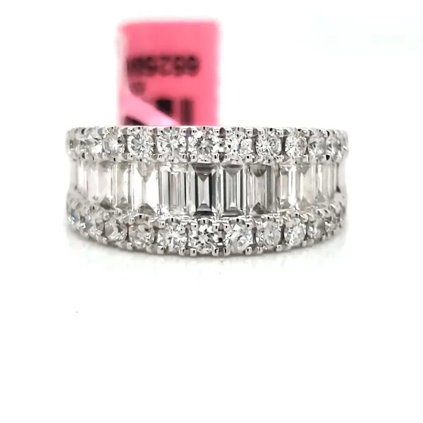 Women's Diamond Wedding Band Wiley's Diamonds & Fine Jewelry Waxahachie, TX