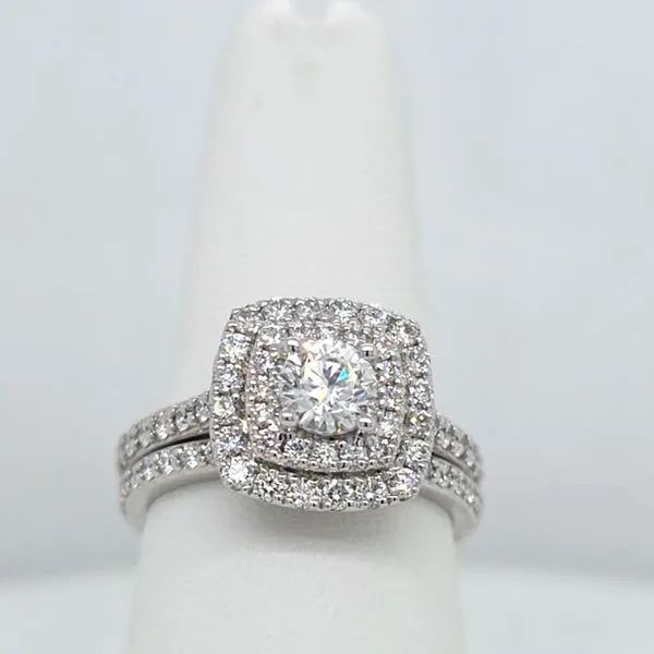 Wedding Set with Center Stone Wiley's Diamonds & Fine Jewelry Waxahachie, TX