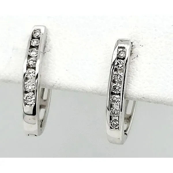 Diamond Earrings Wiley's Diamonds & Fine Jewelry Waxahachie, TX