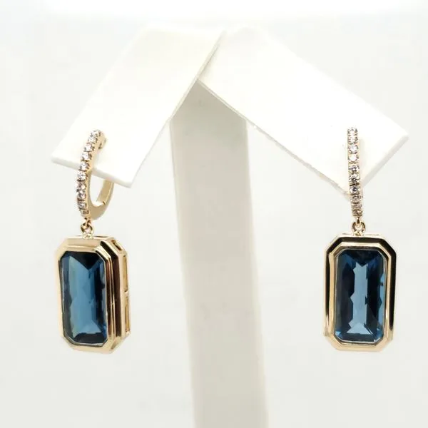 Diamond Earrings Wiley's Diamonds & Fine Jewelry Waxahachie, TX