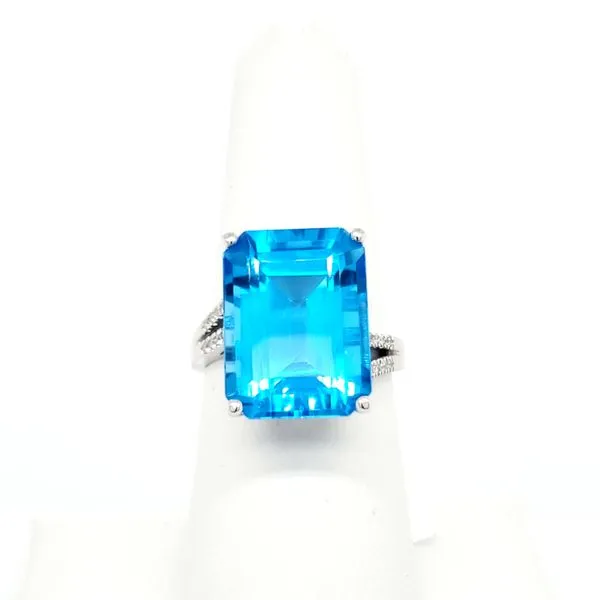 Colored Stone Ring  Wiley's Diamonds & Fine Jewelry Waxahachie, TX