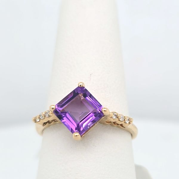 Colored Stone Ring  Wiley's Diamonds & Fine Jewelry Waxahachie, TX