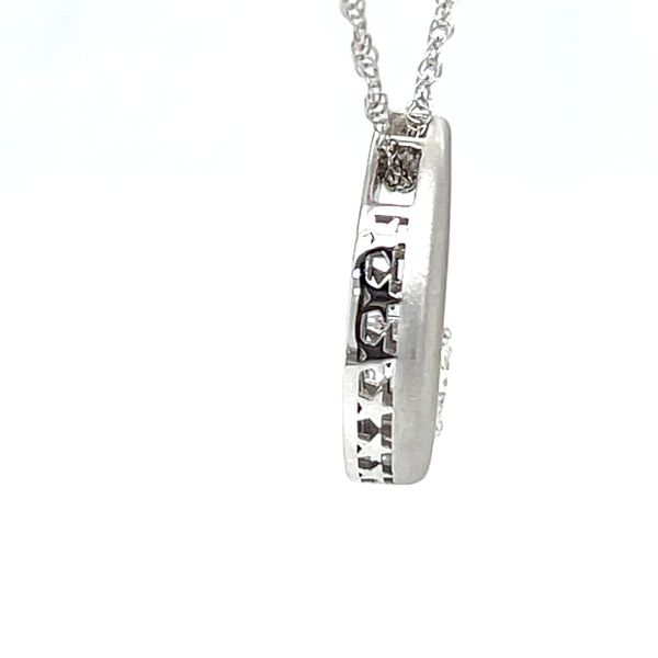 Diamond Pendants Image 2 William Jeffrey's, Ltd. Mechanicsville, VA