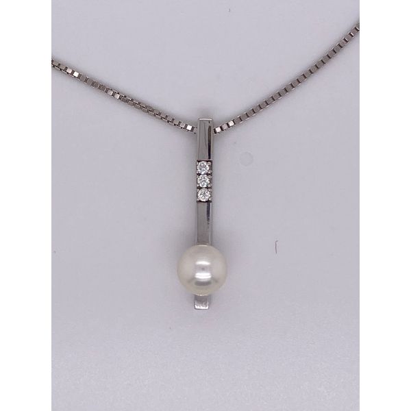 Pendants Wise Family Quality Jewelers Haddon Heights, NJ