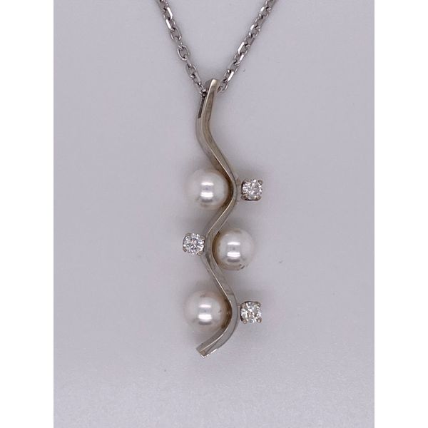 Pendants Wise Family Quality Jewelers Haddon Heights, NJ