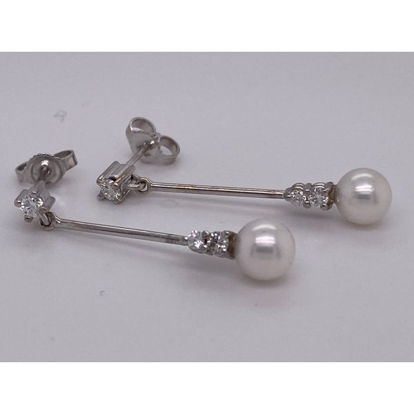 Earrings Wise Family Quality Jewelers Haddon Heights, NJ
