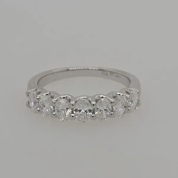 Anniversary Ring Image 3 Witt's Jewelry Wayne, NE