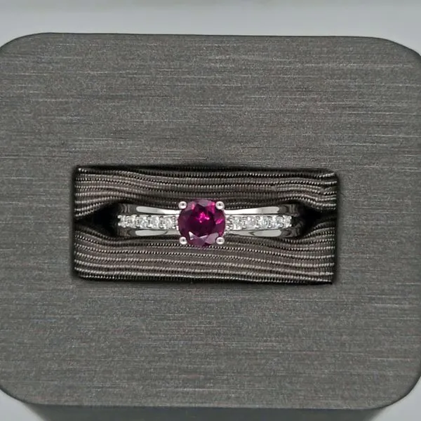 Fashion Ring Image 3 Witt's Jewelry Wayne, NE