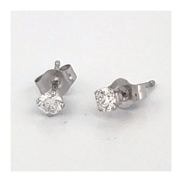 Diamond Stud Earrings Woelk's House of Diamonds Russell, KS