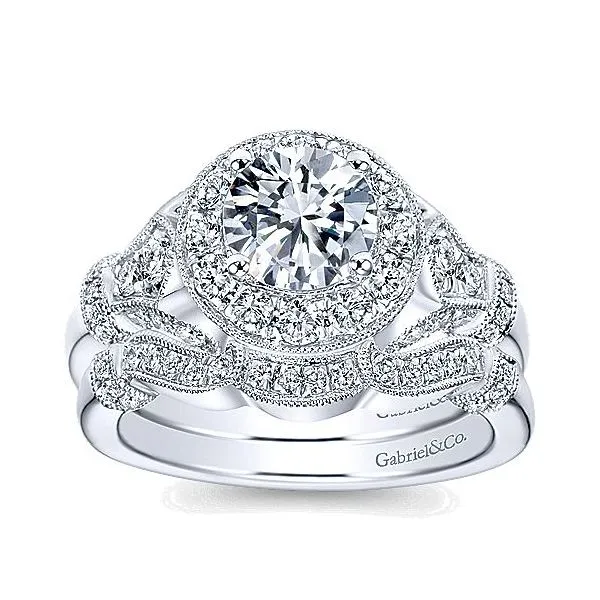 14K White Gold Curve 0.12ctw Diamond Band Image 4 Your Jewelry Box Altoona, PA