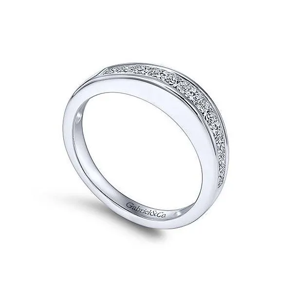 14K White Gold .65ctw Princess Diamond Band Image 3 Your Jewelry Box Altoona, PA