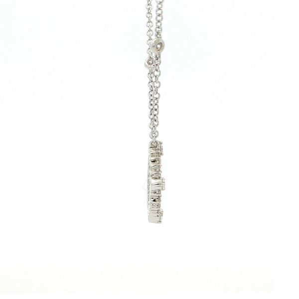18K White Gold .85ctw Diamond Circle Necklace Image 4 Your Jewelry Box Altoona, PA