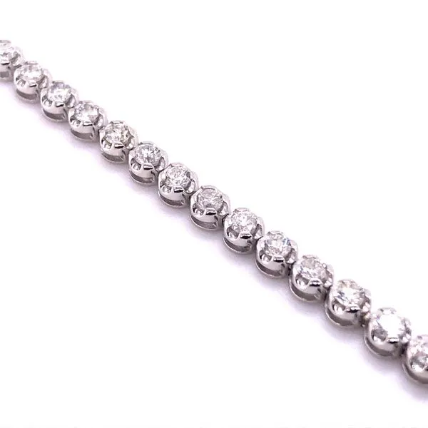 14 Karat White Gold Diamond Tennis Bracelet Your Jewelry Box Altoona, PA