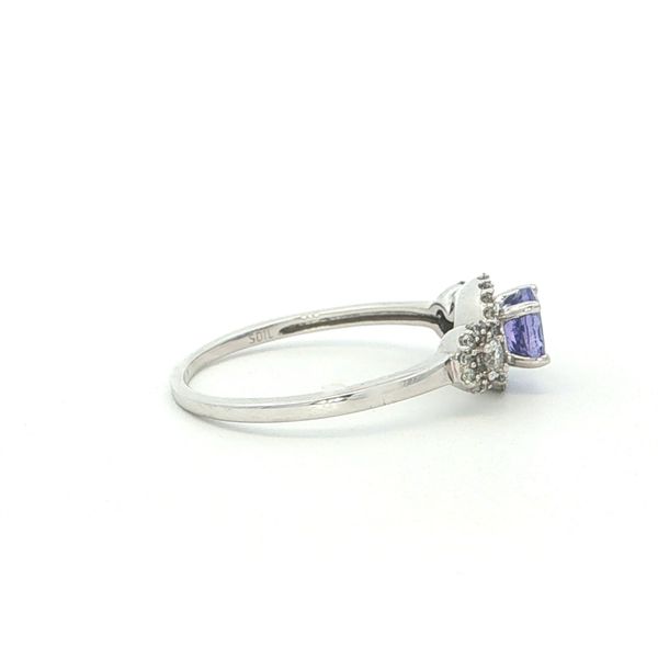 Gemstone Ring Image 4 Your Jewelry Box Altoona, PA