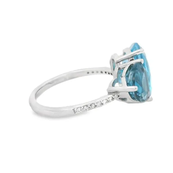 Gemstone Ring Image 4 Your Jewelry Box Altoona, PA