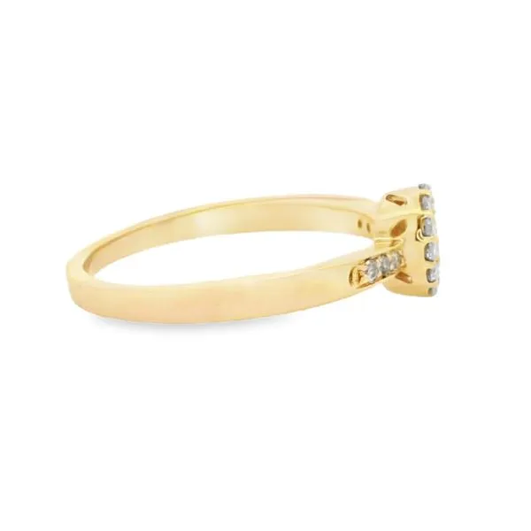 Gemstone Ring Image 4 Your Jewelry Box Altoona, PA