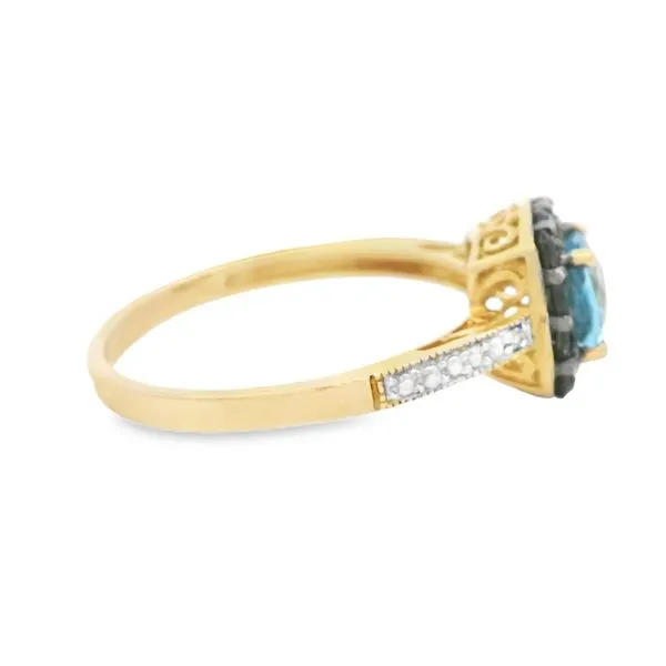 Gemstone Ring Image 4 Your Jewelry Box Altoona, PA