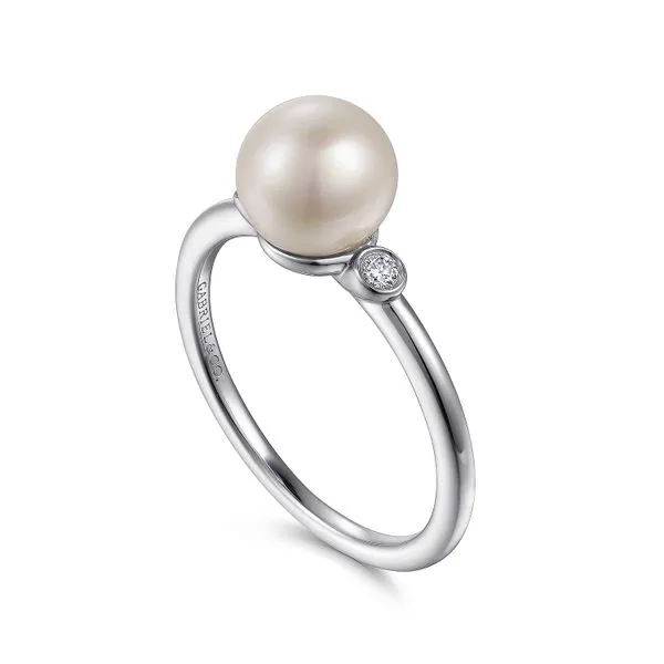 Gemstone Ring Image 3 Your Jewelry Box Altoona, PA