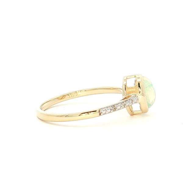 Gemstone Ring Image 4 Your Jewelry Box Altoona, PA