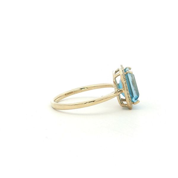 Gemstone Ring Image 4 Your Jewelry Box Altoona, PA