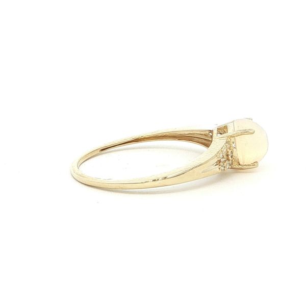 Gemstone Ring Image 4 Your Jewelry Box Altoona, PA