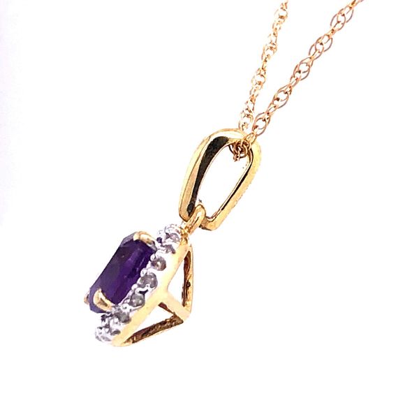 Gemstone Pendant Image 3 Your Jewelry Box Altoona, PA
