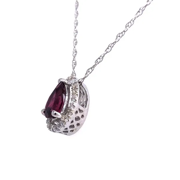 Gemstone Pendant Image 3 Your Jewelry Box Altoona, PA