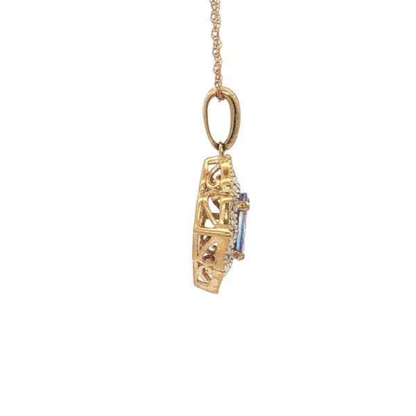 Gemstone Pendant Image 4 Your Jewelry Box Altoona, PA