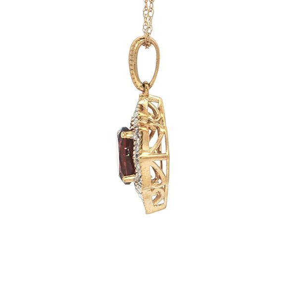 Gemstone Pendant Image 2 Your Jewelry Box Altoona, PA