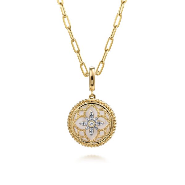 Gemstone Pendant Image 3 Your Jewelry Box Altoona, PA