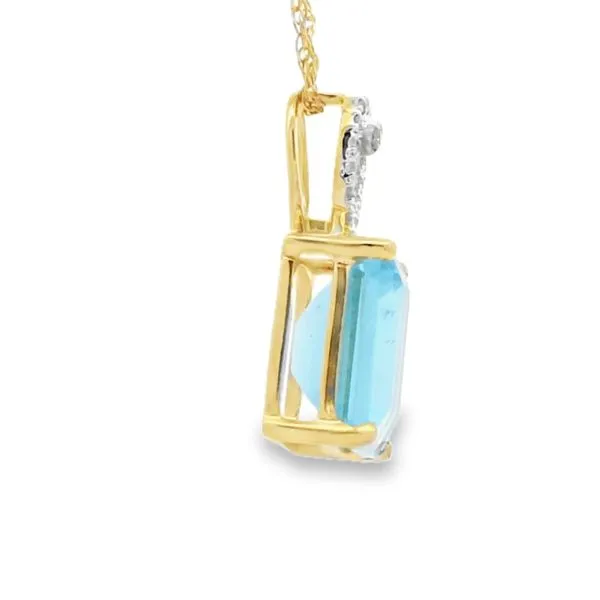 Gemstone Pendant Image 4 Your Jewelry Box Altoona, PA