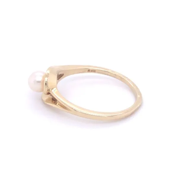 Pearl Ring Image 3 Your Jewelry Box Altoona, PA