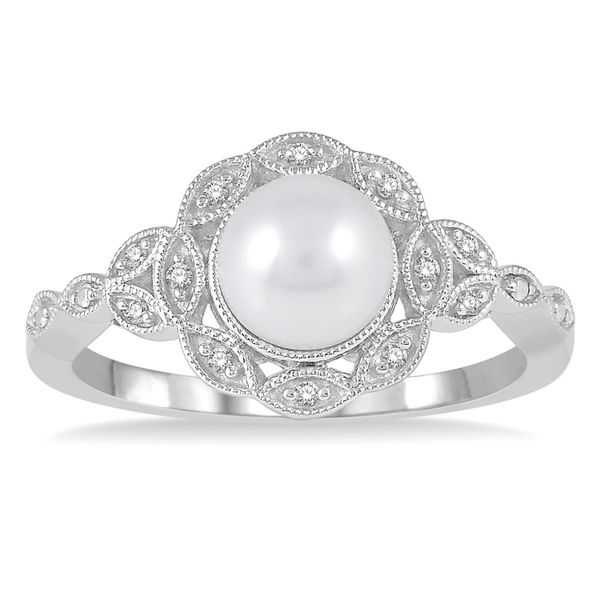 Pearl Ring Image 2 Your Jewelry Box Altoona, PA