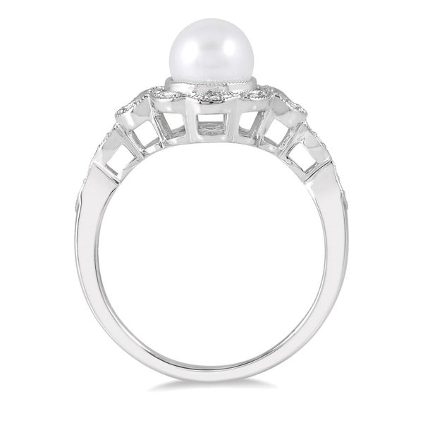 Pearl Ring Image 3 Your Jewelry Box Altoona, PA