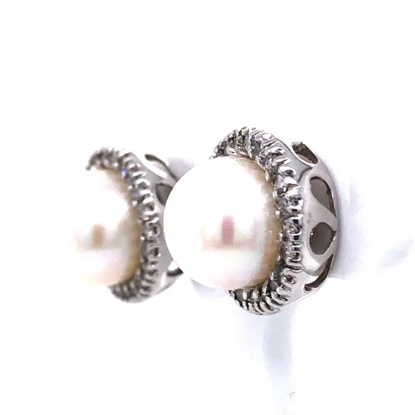 Pearl Earrings Image 3 Your Jewelry Box Altoona, PA