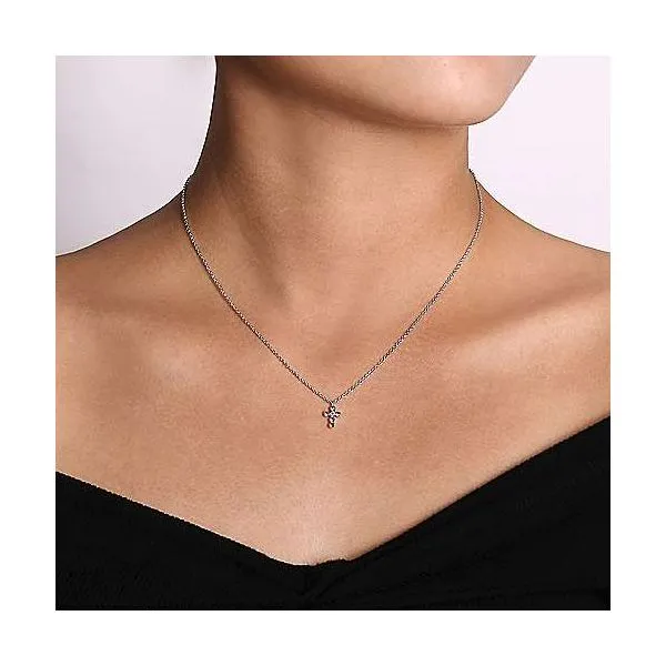 Silver Necklace Image 3 Your Jewelry Box Altoona, PA