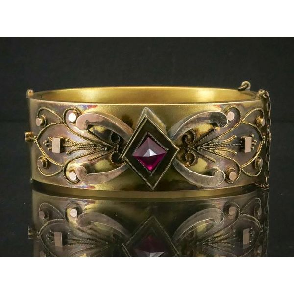 Antique Victorian Gold Filled Red Stone Hinged Ladies Bangle Bracelet 28g i9942 Estate Jewelers Toledo, OH