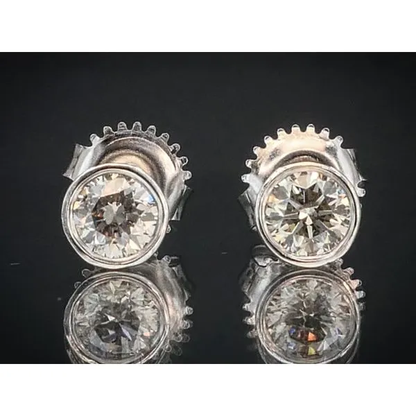 14K Bezel Setting Round Diamond Studs