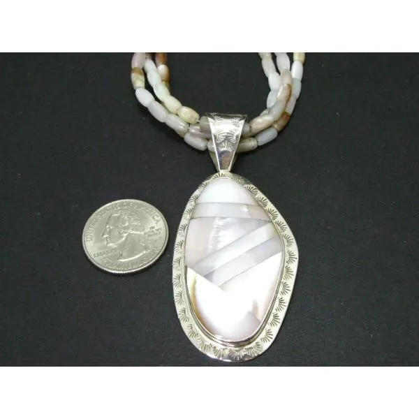 Jae Star Silver Pendant Necklace in Ivory Mother-of-Pearl