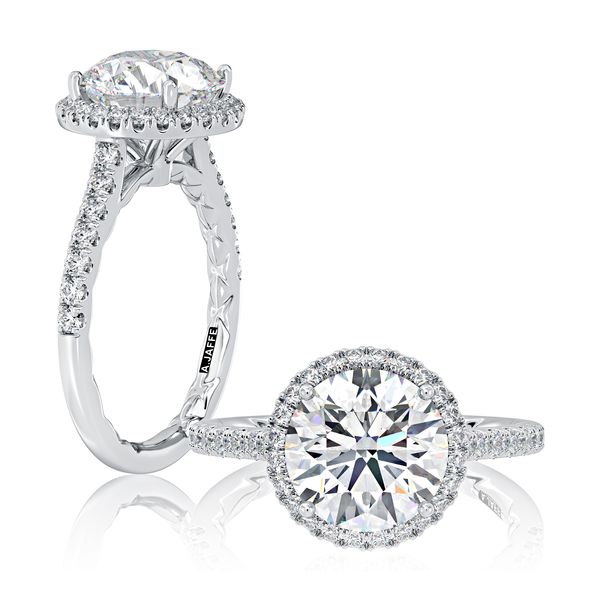 Classic Round Center Diamond Engagement Ring with a Round Shaped Diamond Halo Molinelli's Jewelers Pocatello, ID