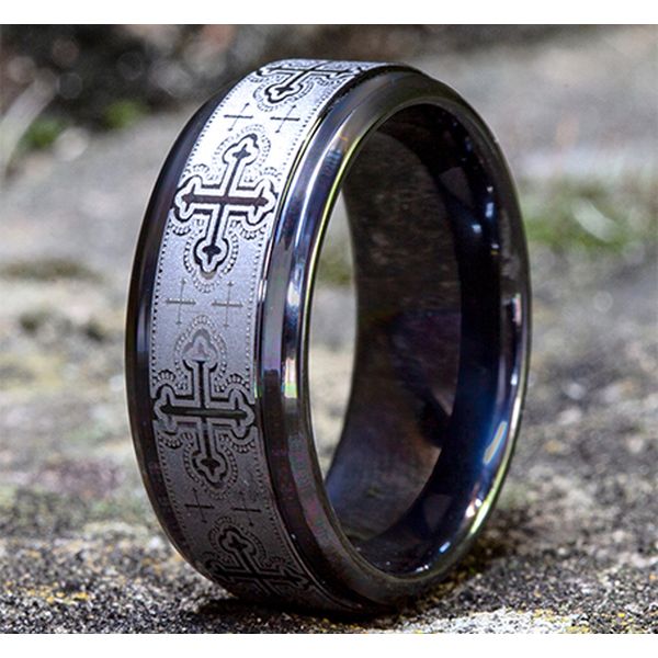 THE CRUSADER Image 4 Johnnys Lakeshore Jewelers South Haven, MI