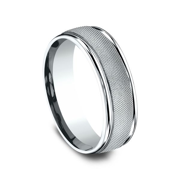 THE FIORE Image 2 Johnnys Lakeshore Jewelers South Haven, MI