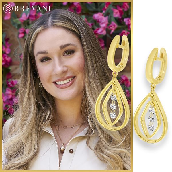 14K Yellow Gold Dashing Diamonds Chandelier Drop Earrings Image 3 Glatz Jewelry Aliquippa, PA
