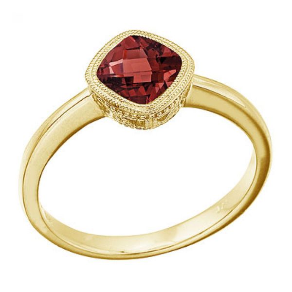 14K Yellow Gold Cushion Garnet Millgrain Ring Jones Jeweler Celina, OH