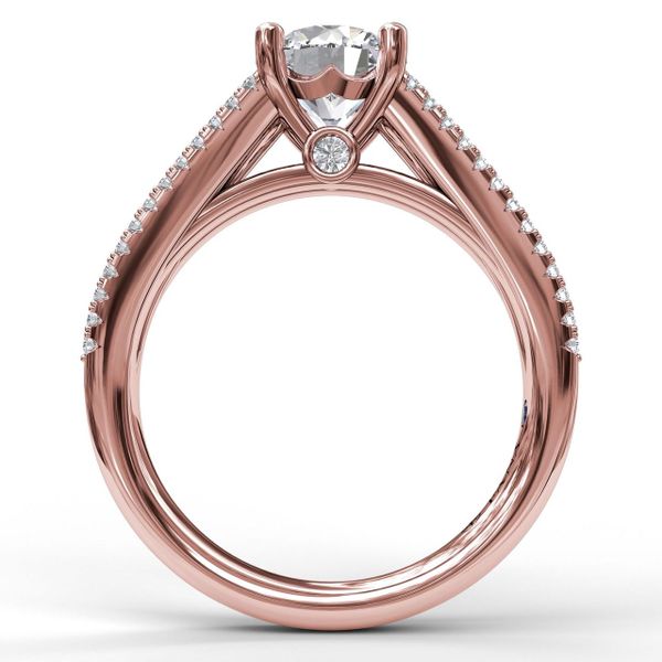 Tapered Shared Prong Engagement Ring Image 2 John Herold Jewelers Randolph, NJ