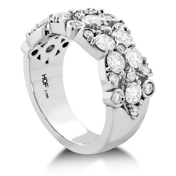 HOF Regal Diamond Ring Image 2 Maharaja's Fine Jewelry & Gift Panama City, FL